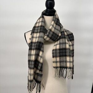 100% Baby‎ Alpaca  Gray, Beige, Black Scarf, Plaid Alpaca 111, Made In Peru